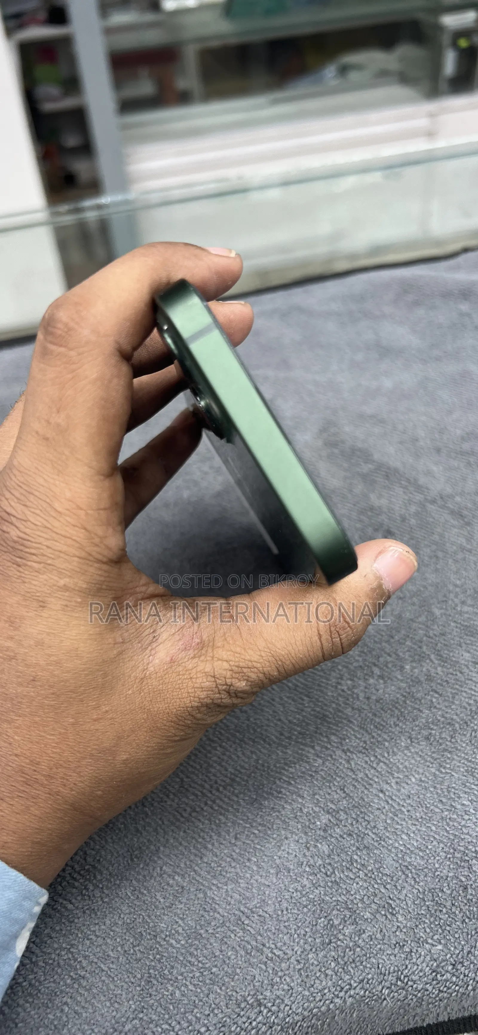 Apple iPhone 13 128 GB Green