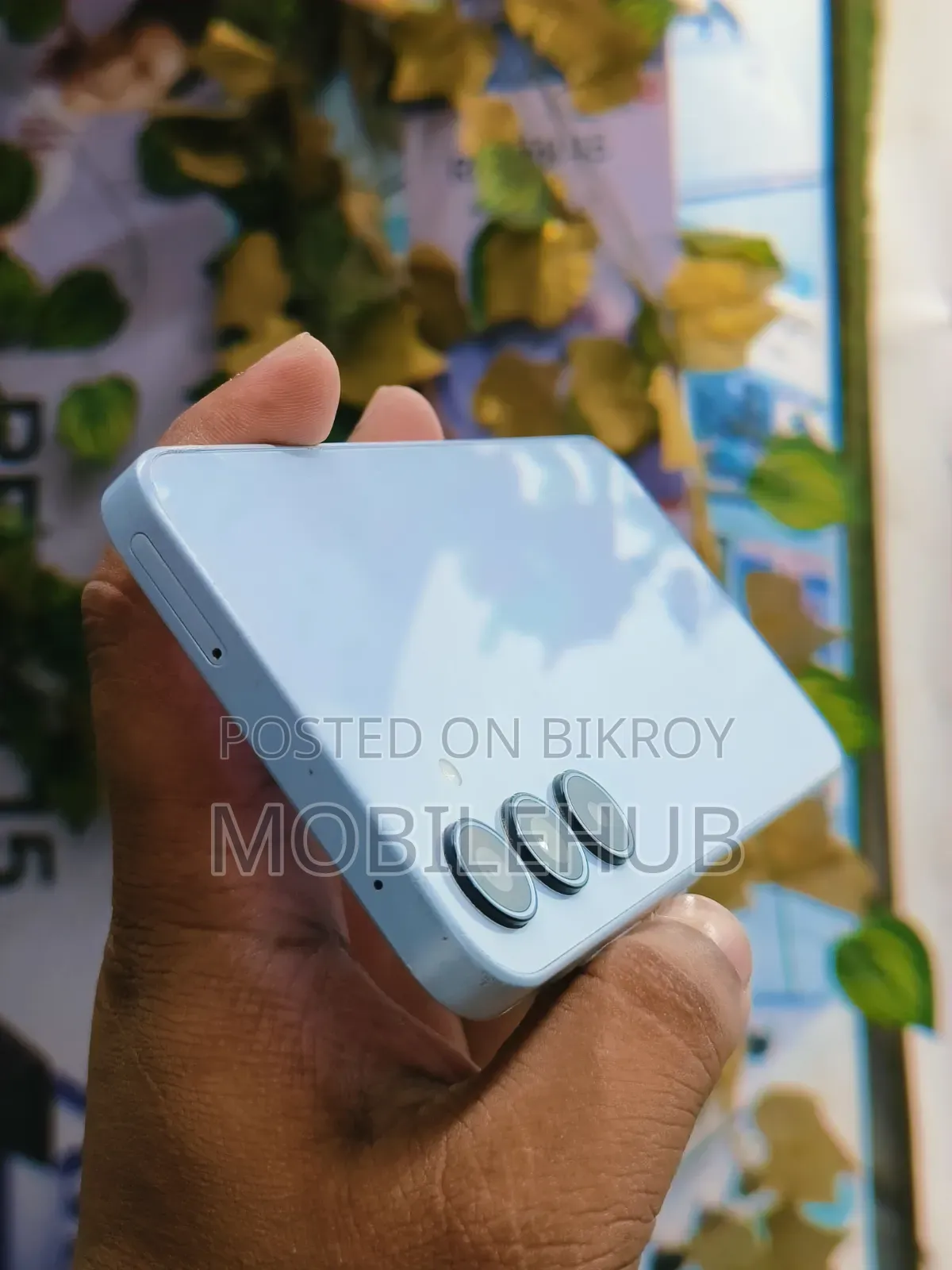 স্যামসাং গ্যালাক্সি এ৩৫ ১২৮ জিবি হোয়াইট