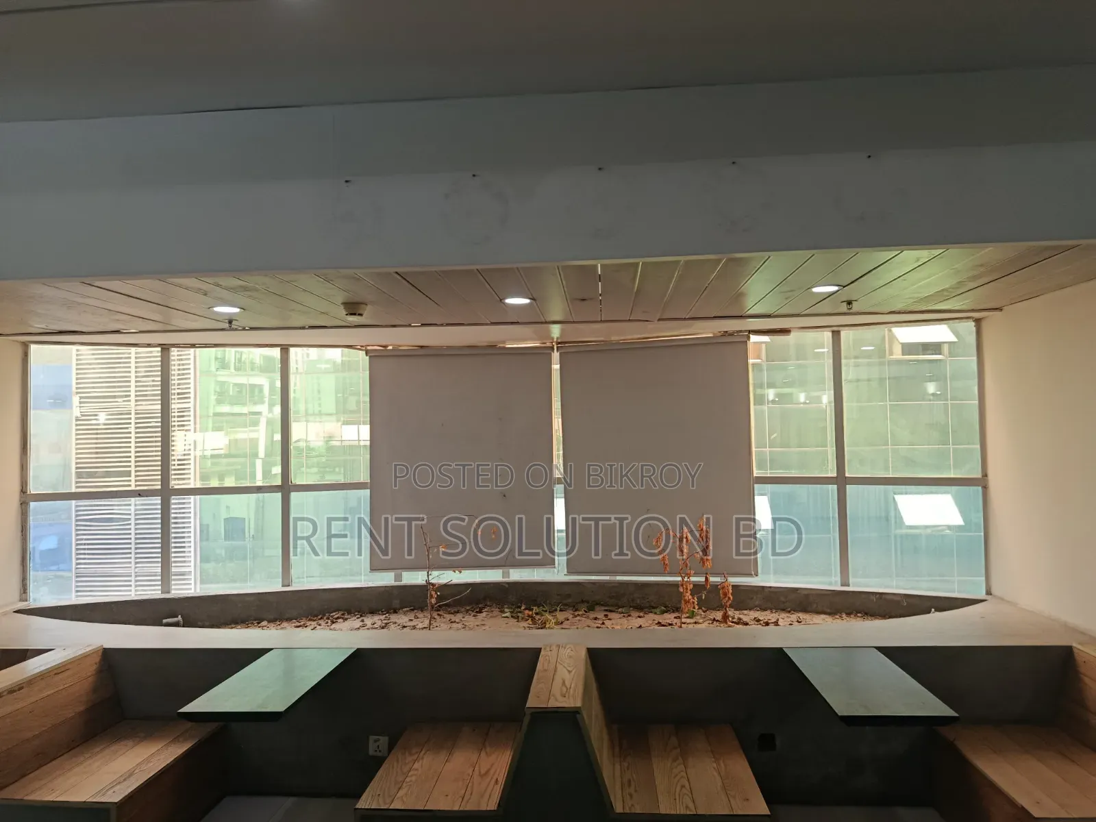 Semi Furnished Commercial Office Space Rent at Gulshan 2