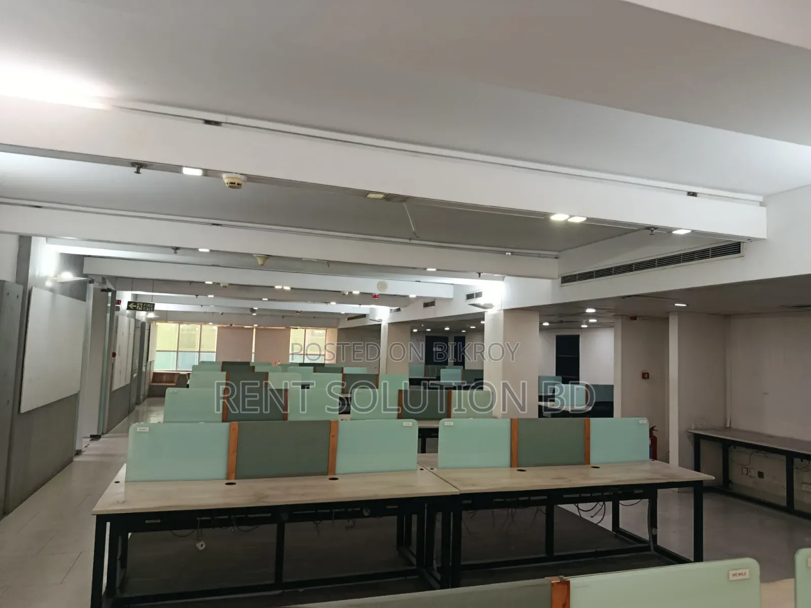 Semi Furnished Commercial Office Space Rent at Gulshan 2