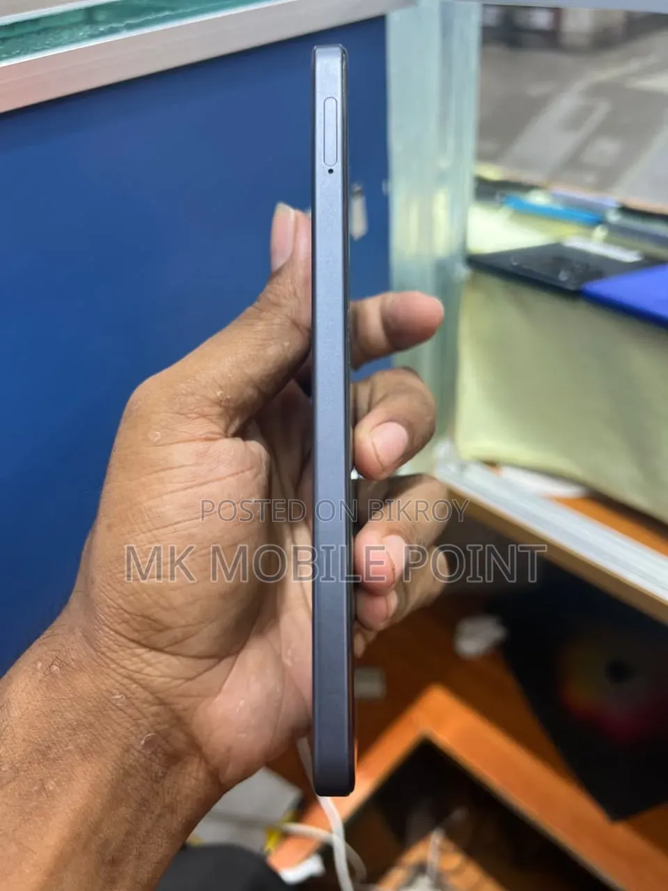 Motorola 128 GB Gray