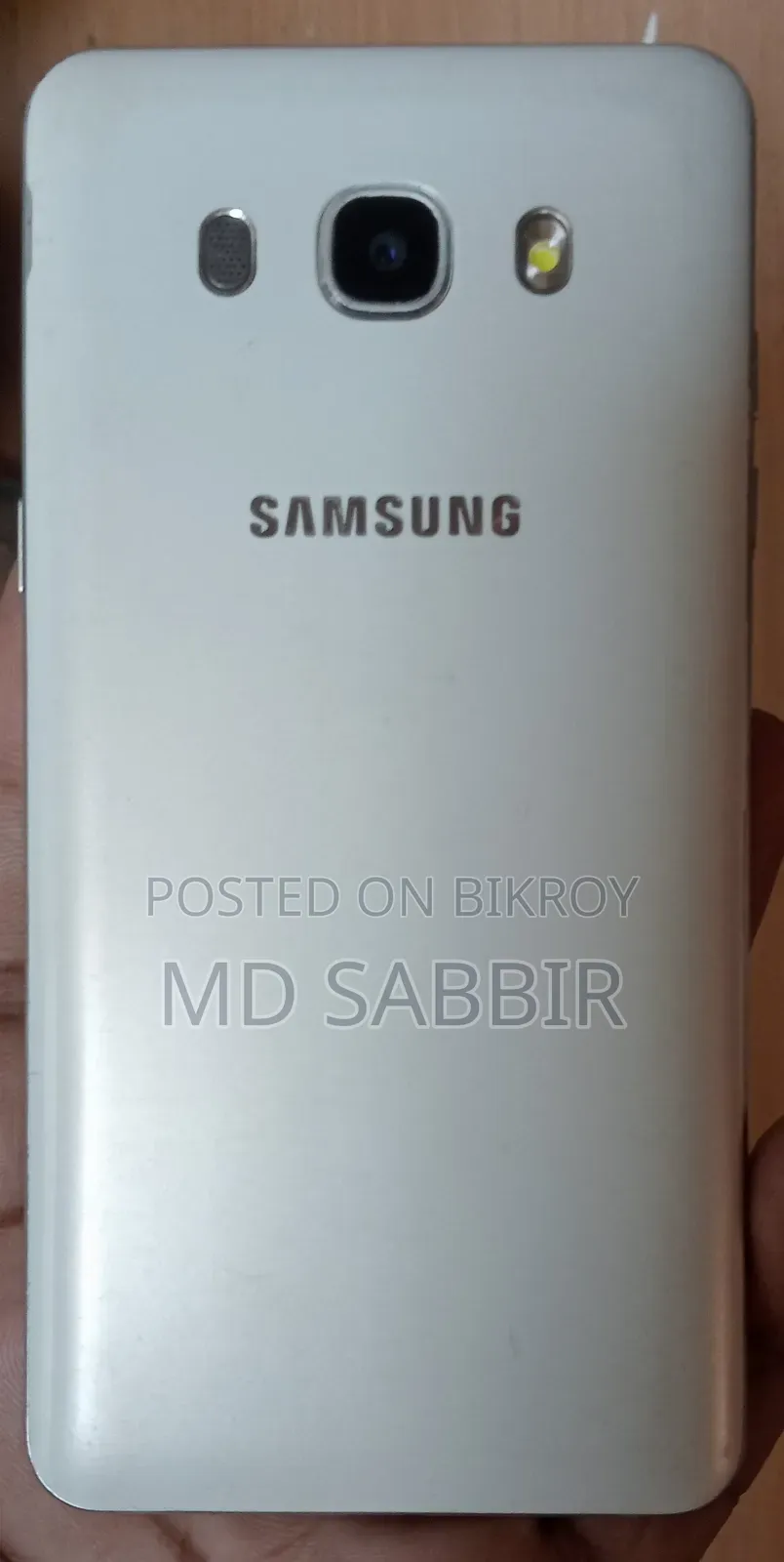 Samsung Galaxy J5 16 GB White