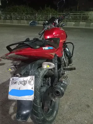 বাাজাজ পালসার ১৫০ ২০১২ রেড