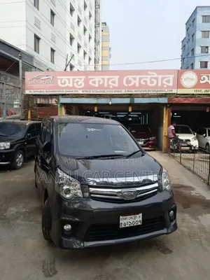 টয়োটা নোয়া ২০১১ কালো