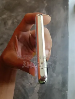 Oppo Reno9 256 GB Orange
