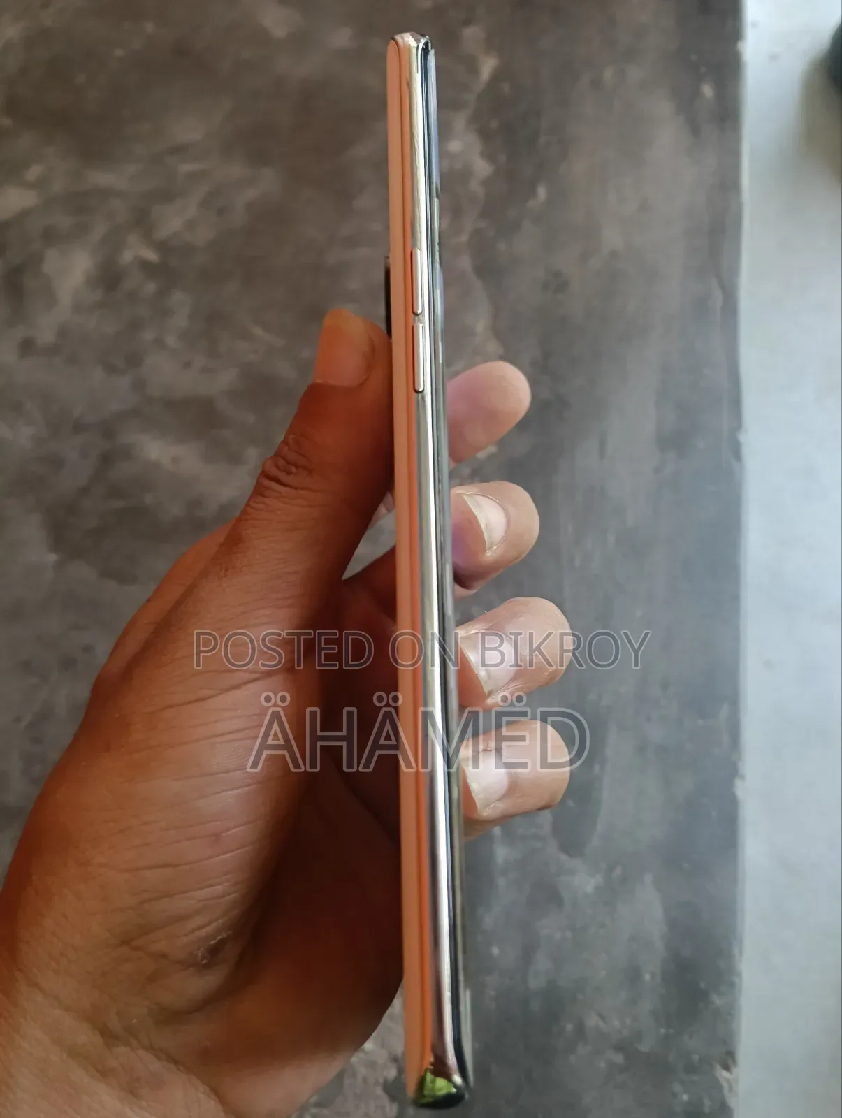 Oppo Reno9 256 GB Orange