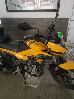 হিরো এক্সট্রিম ১২৫আর ২০২৫ ইয়েলো