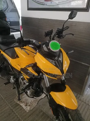 হিরো এক্সট্রিম ১২৫আর ২০২৫ ইয়েলো
