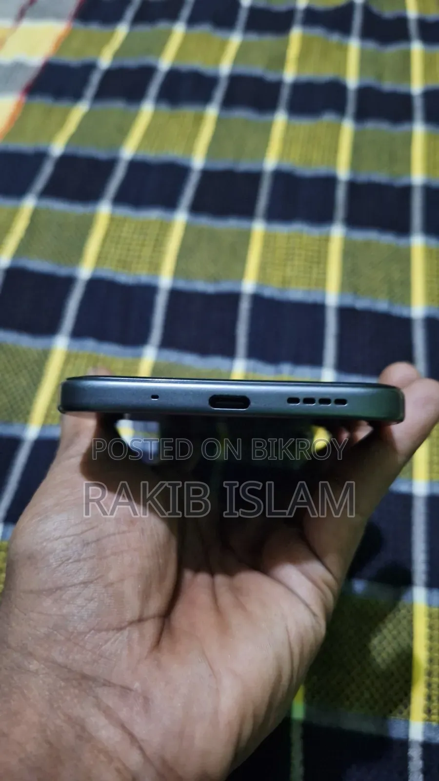 New Infinix Hot 70 128 GB Black
