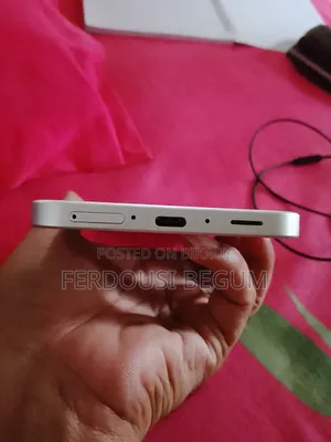 স্যামসাং গ্যালাক্সি এ৩৬ ১২৮ জিবি সাদা