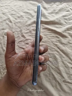 ভিভো ভি২০ ১২৮ জিবি কালো
