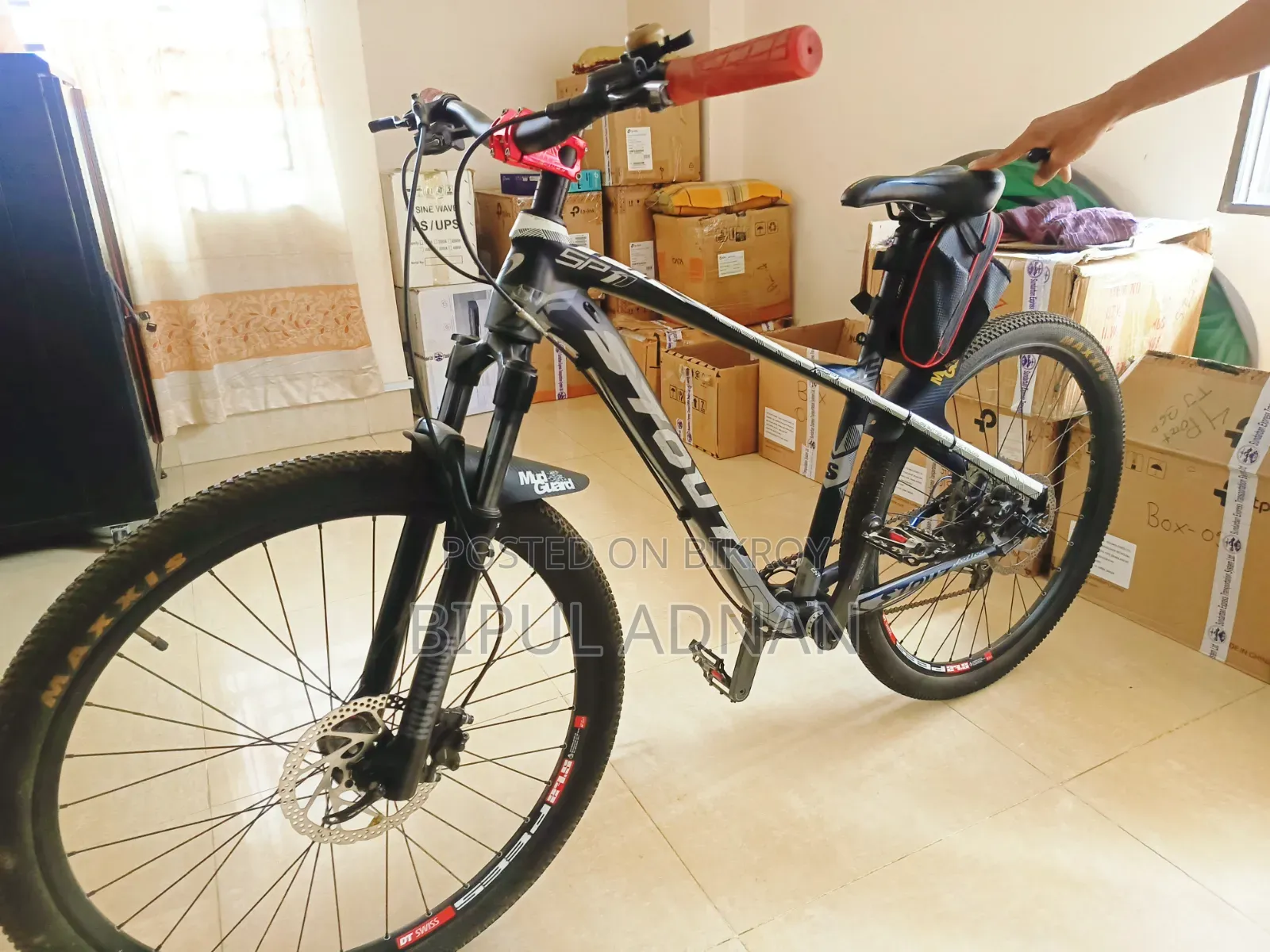 মোটরসাইকেল ২০২৫ কালো