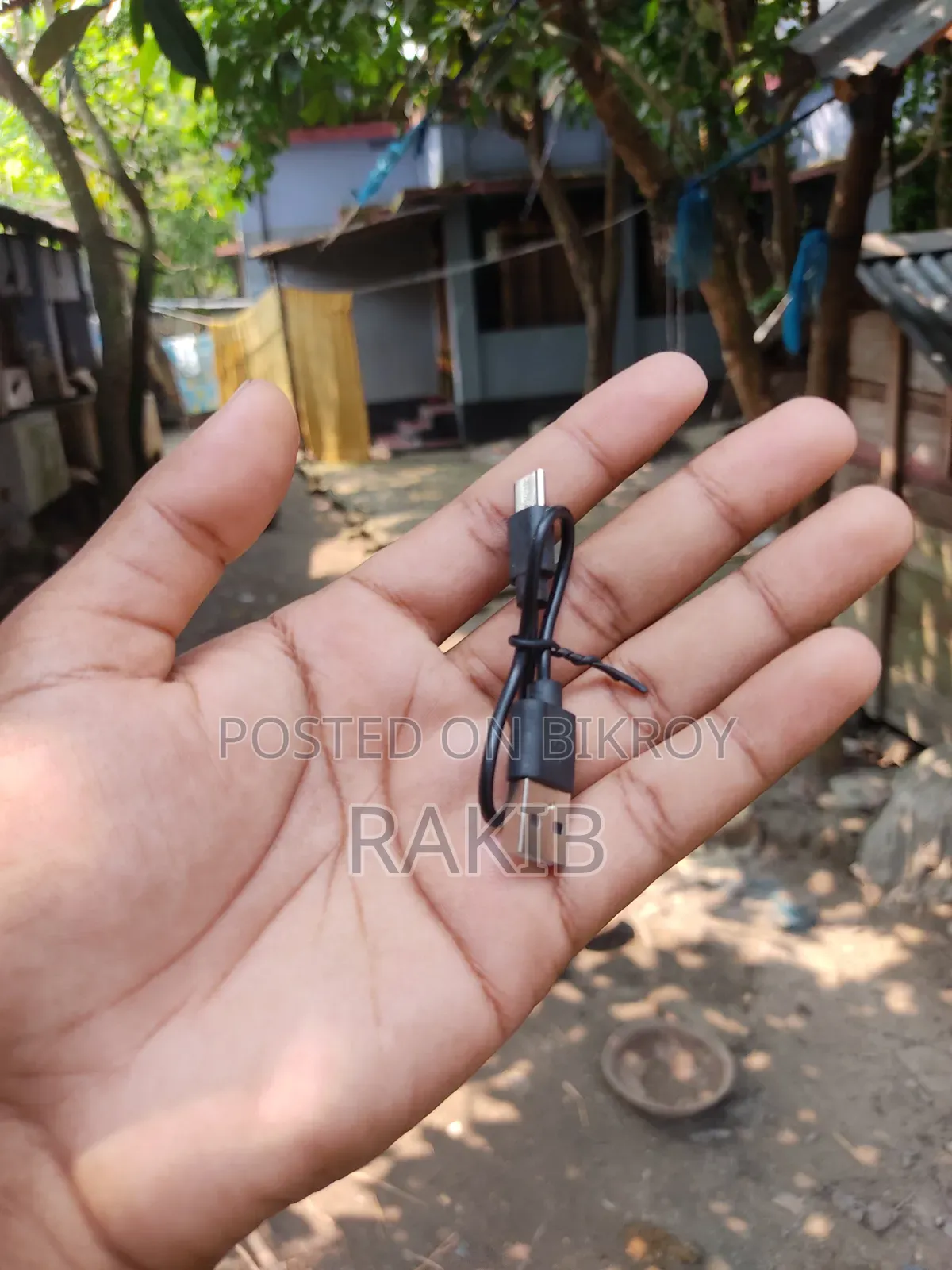 এয়ারপোর্ট আছে এজন্য এটা লাগেনা একদম নতুন।