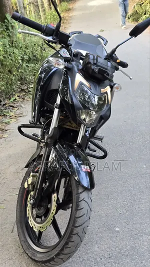 TVS Apache RTR 160 4V 2021 Black