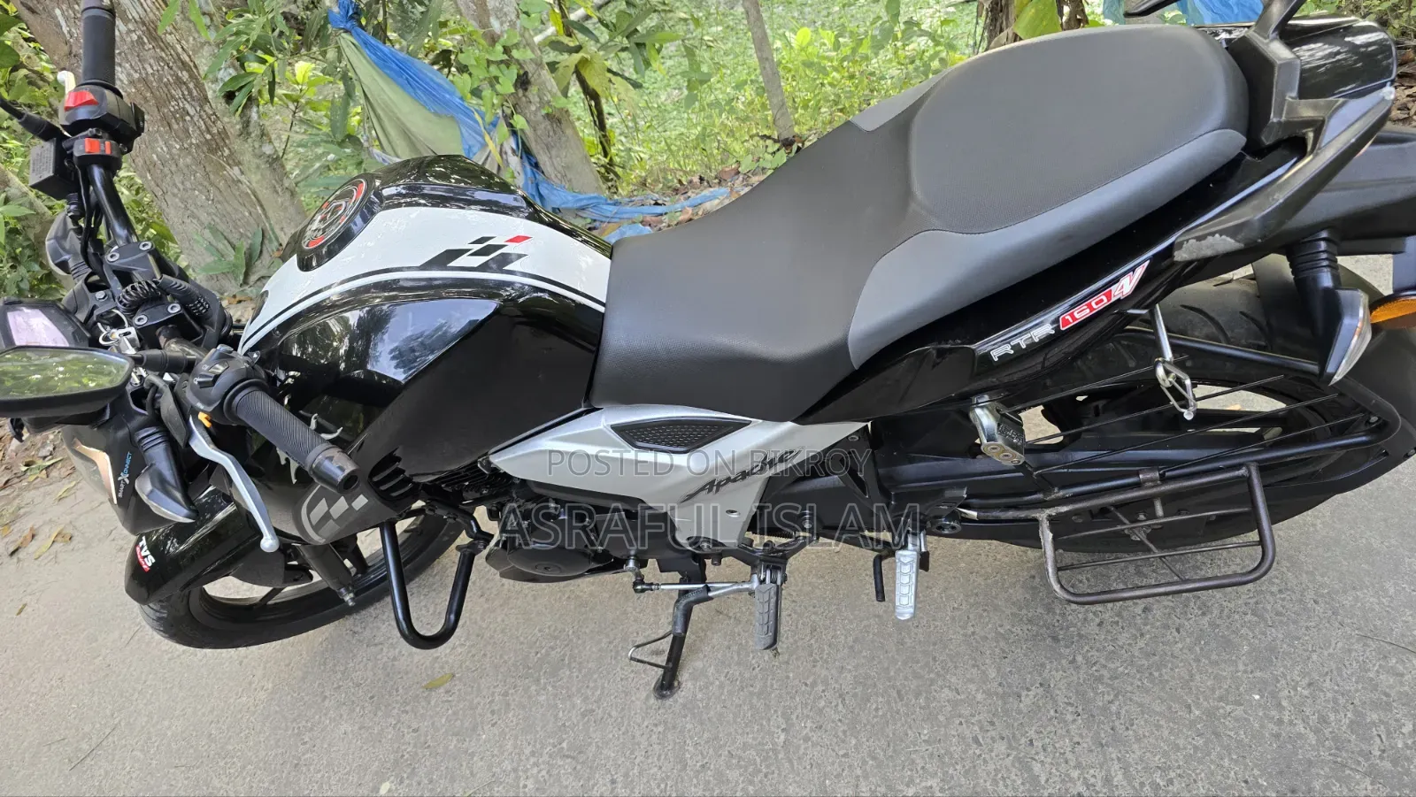 TVS Apache RTR 160 4V 2021 Black