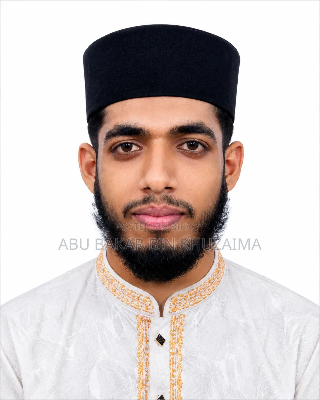 “ঢাকায় জরুরি চাকরি প্রয়োজন – শোরুম/দোকান/অফিসে কাজ করতে আগ্রহী”