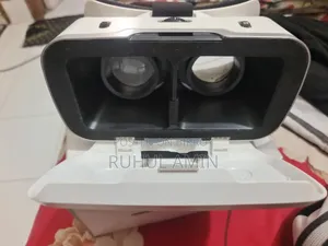 ভিআর শাইনকন