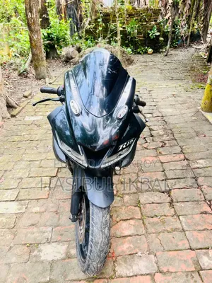 Yamaha R1 2023 Black