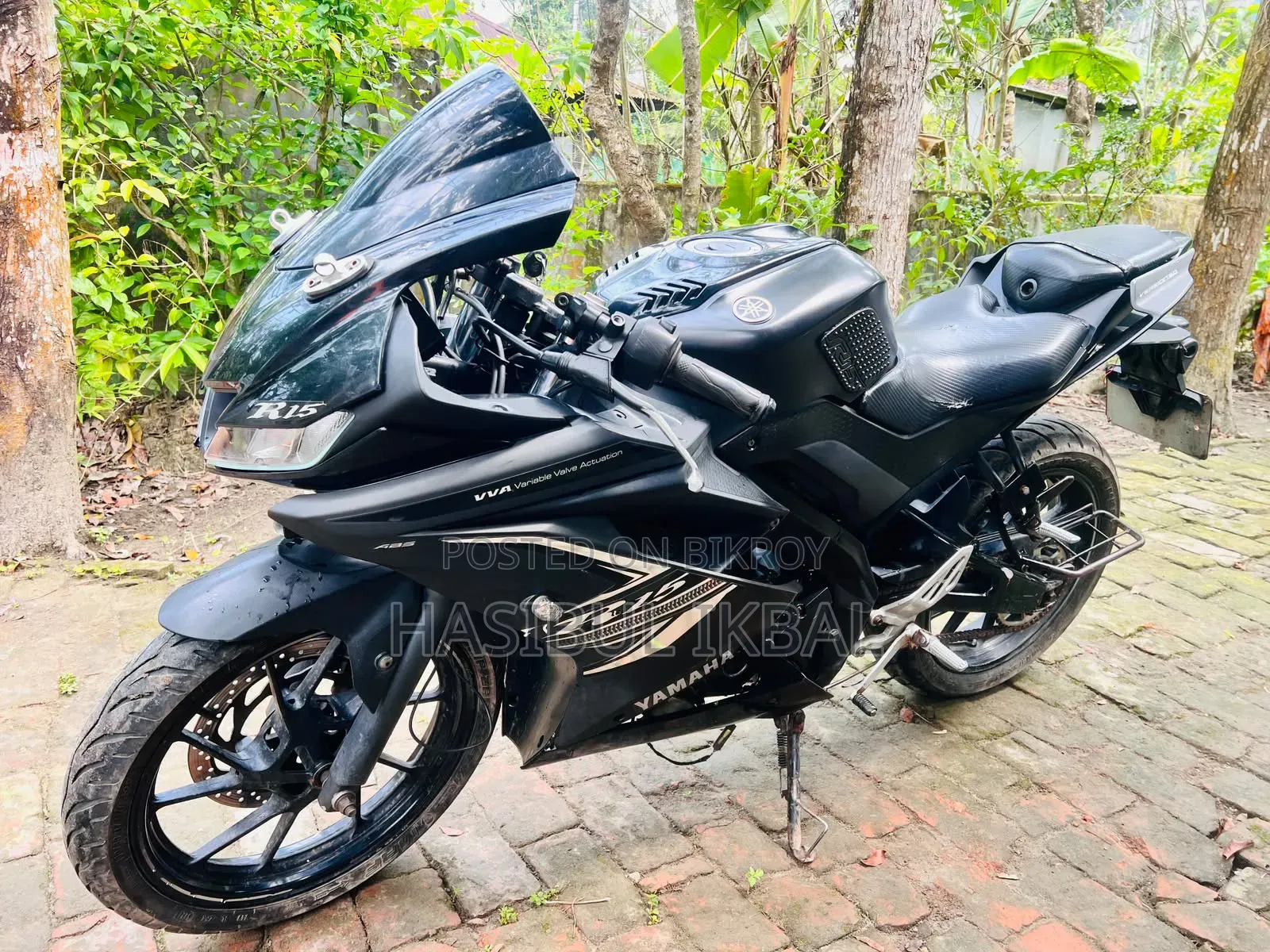 Yamaha R1 2023 Black