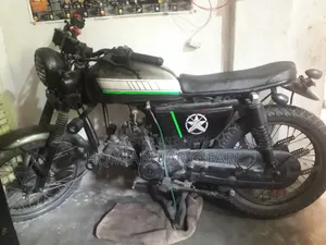 Runner AD 80S Alloy 2018 Black