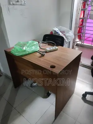 Used Desktop Table and Executive Chair