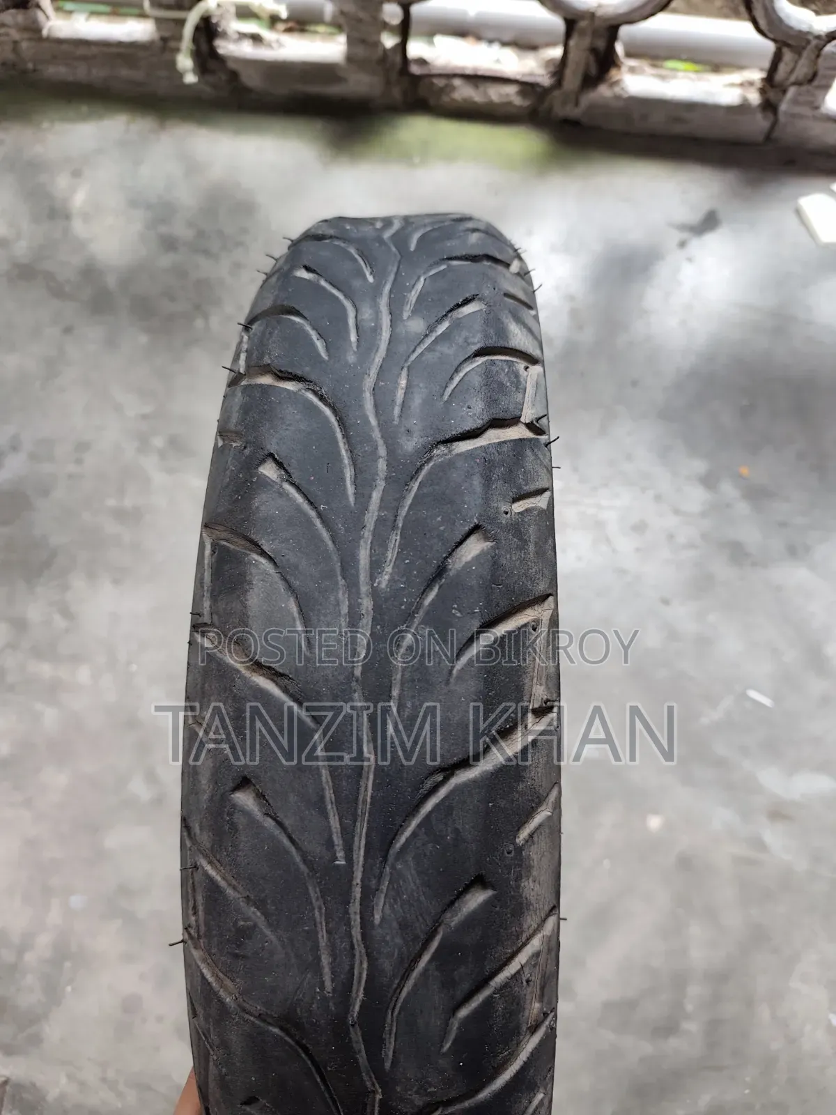MRF 100/80-17