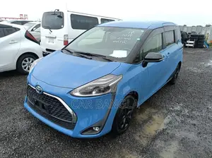 Toyota Sienta 2022 Blue