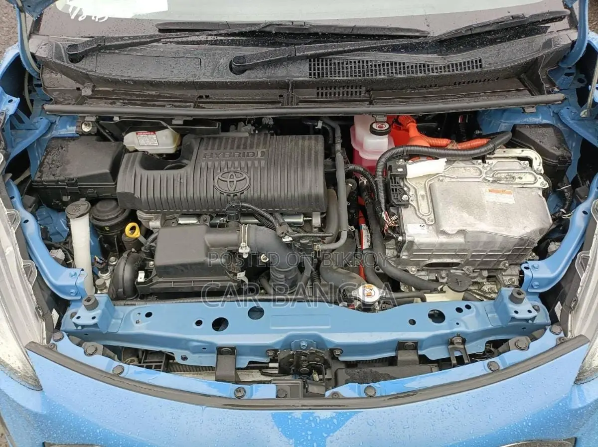 Toyota Sienta 2022 Blue