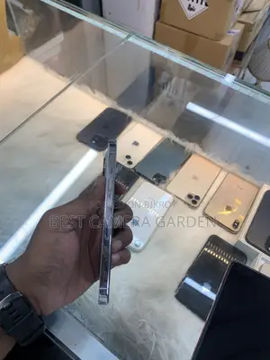 অ্যাপল আইফোন ১৩ প্রো ১২৮ জিবি হোয়াইট
