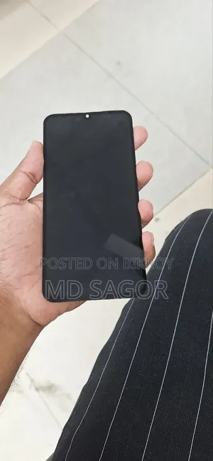 স্যামসাং এ৩৪ ৫জি ডিসপ্লে
