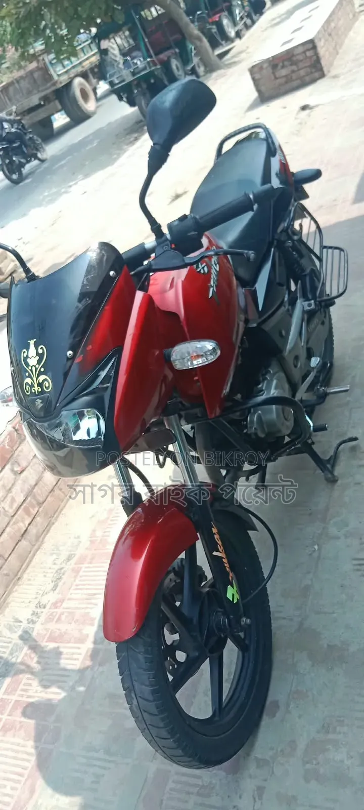 Bajaj Pulsar 150 2013 Red