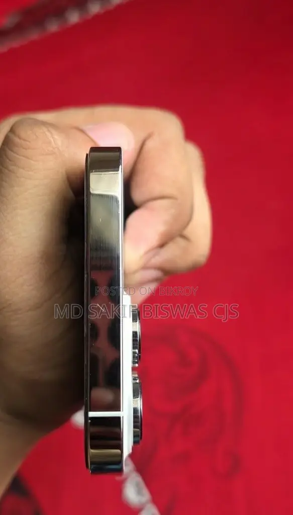 অ্যাপল আইফোন ১৪ প্রো ম্যাক্স ২৫৬ জিবি হোয়াইট