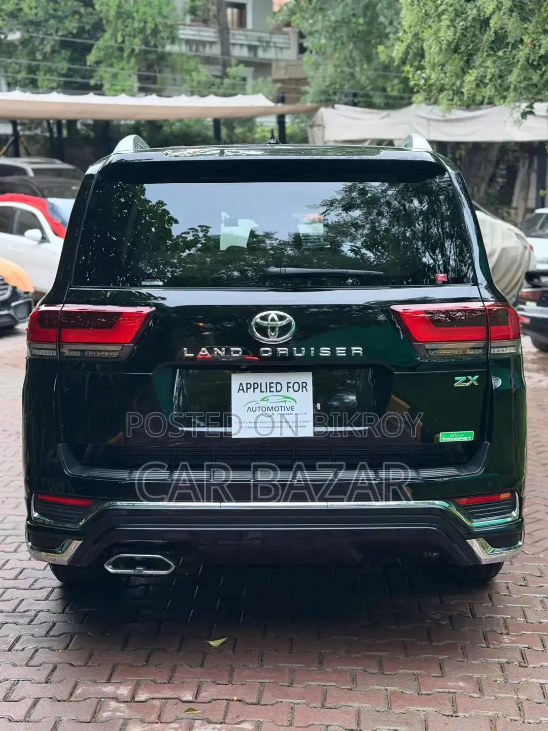Toyota Land Cruiser LC300 2022 Black
