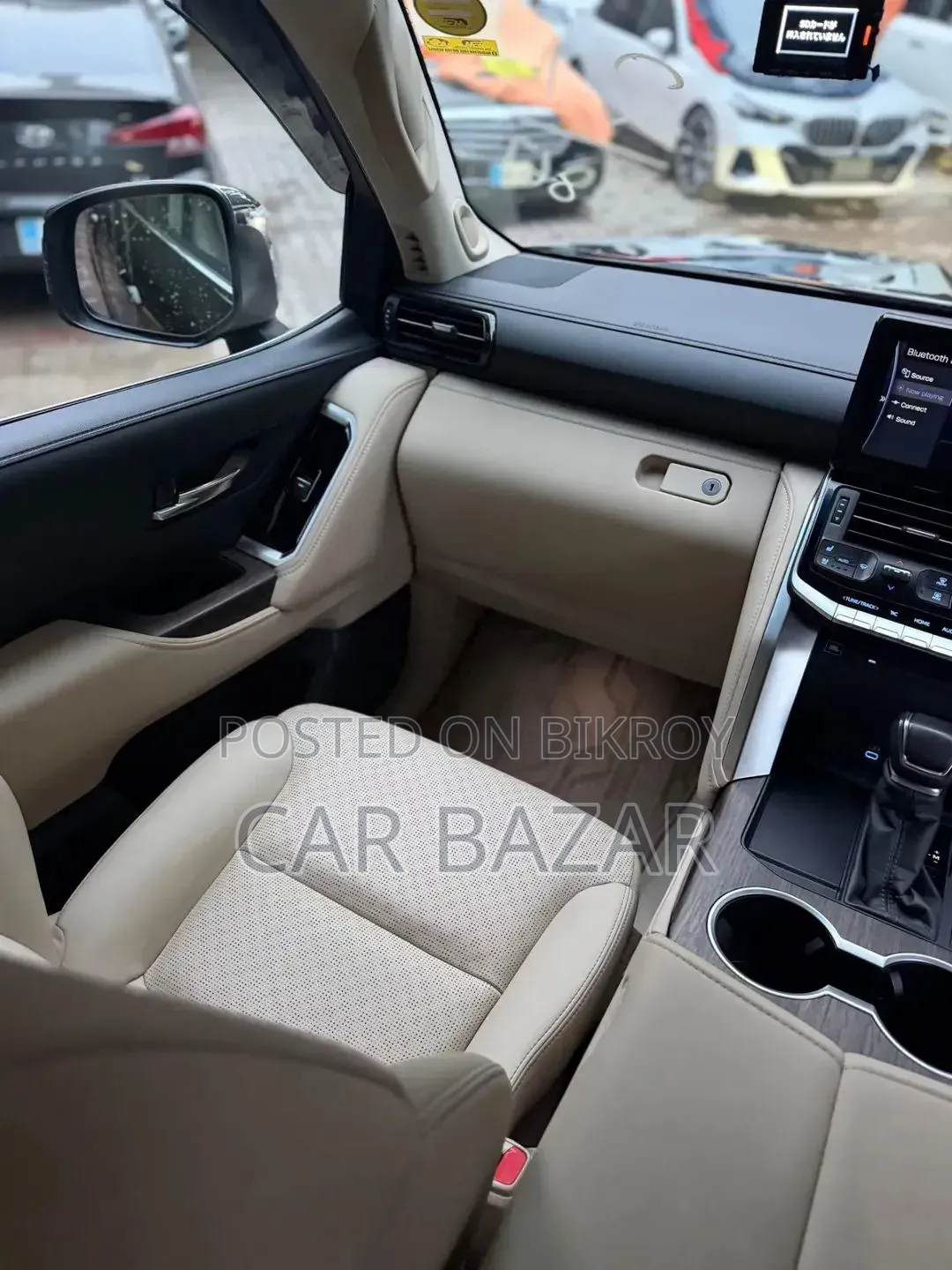 Toyota Land Cruiser LC300 2022 Black