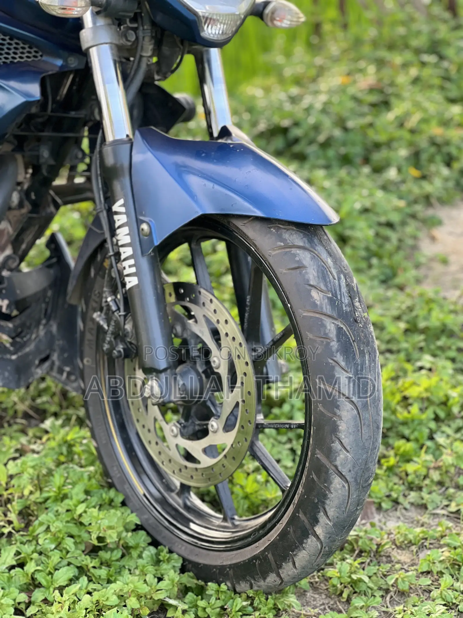 ইয়ামাহা এফজেড ২০২২ নীল