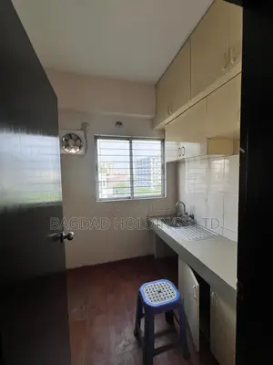 Furnished 3bdrm Apartment in Sector-07, Uttara, for sale