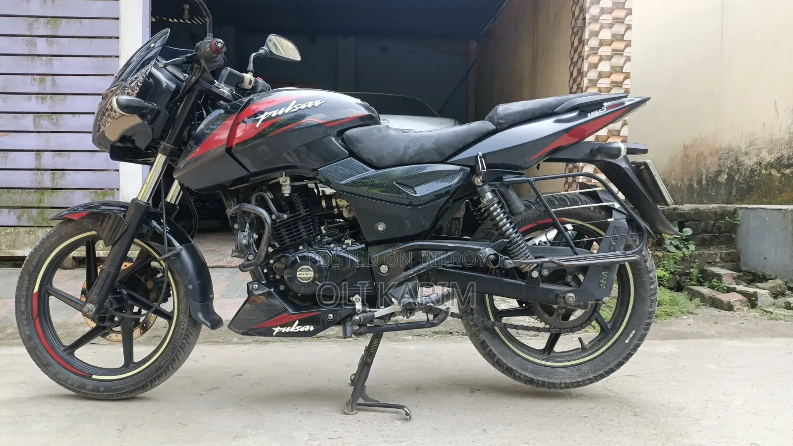 Bajaj Pulsar 150 2021 Red