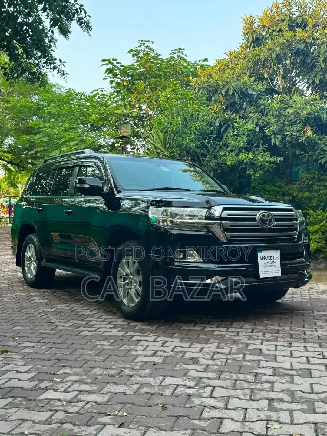 Toyota Land Cruiser 4.6 V8 AX G Selection 2016 Black