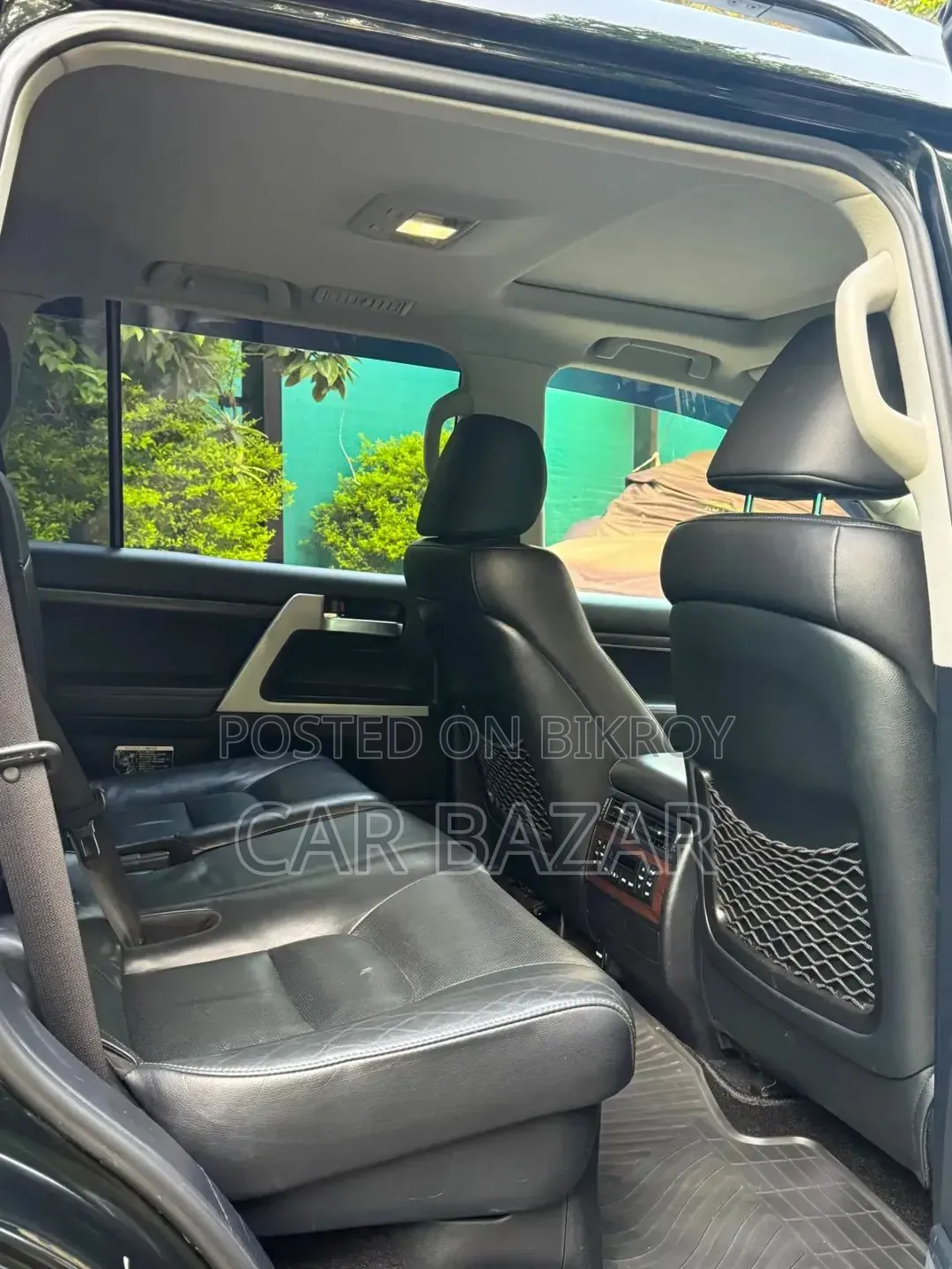 Toyota Land Cruiser 4.6 V8 AX G Selection 2016 Black