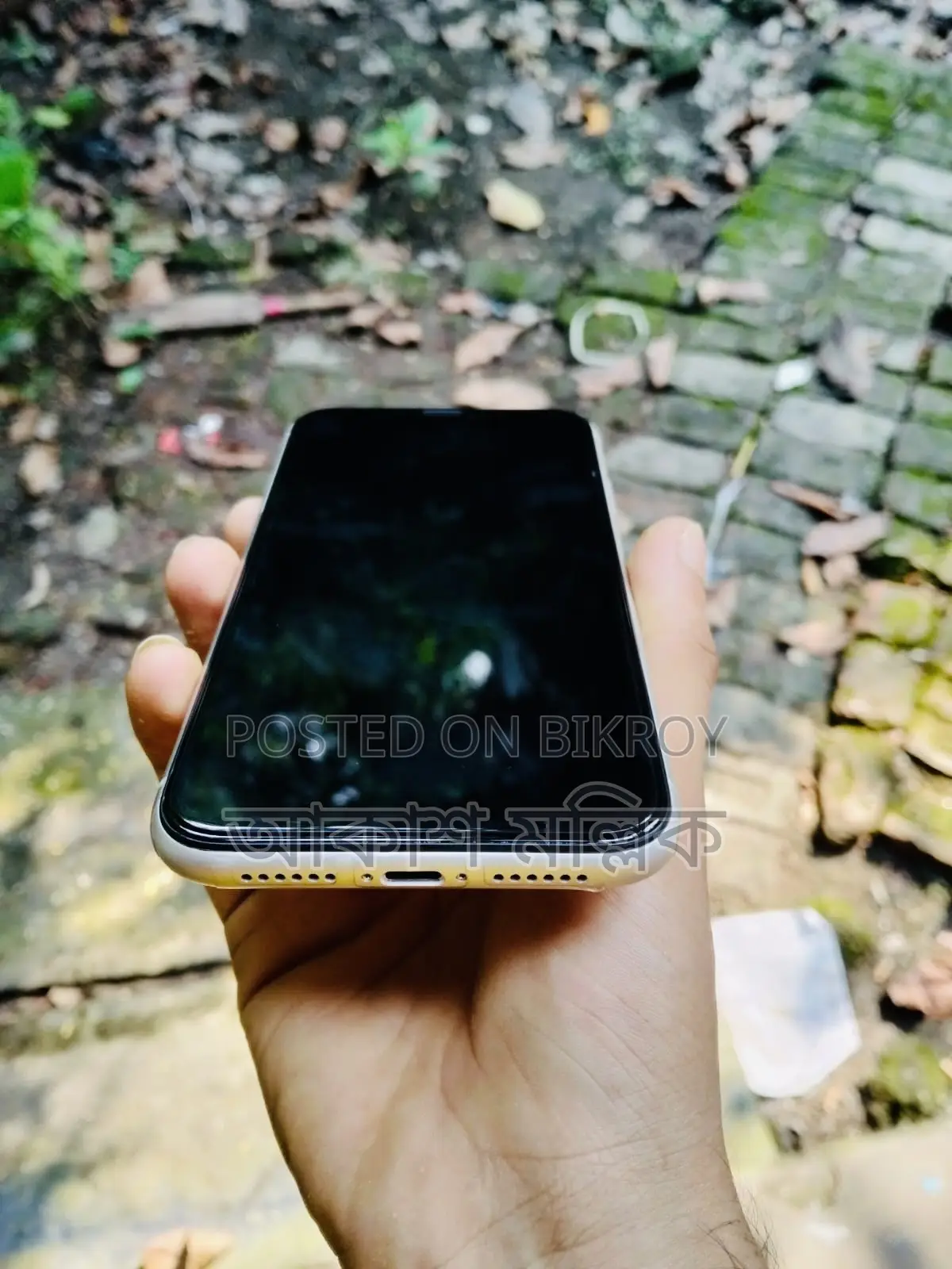 অ্যাপল আইফোন ১১ ১২৮ জিবি হোয়াইট