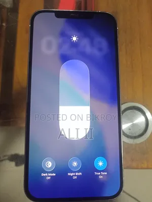 অ্যাপল আইফোন ১২ ১২৮ জিবি হোয়াইট
