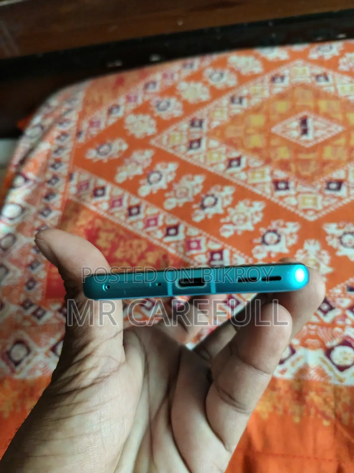 মটোরোলা এজ ৫০ প্রো ২৫৬ জিবি ব্লু