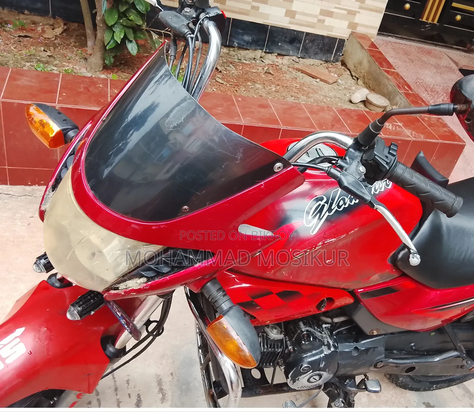 Hero Glamour 2015 Red