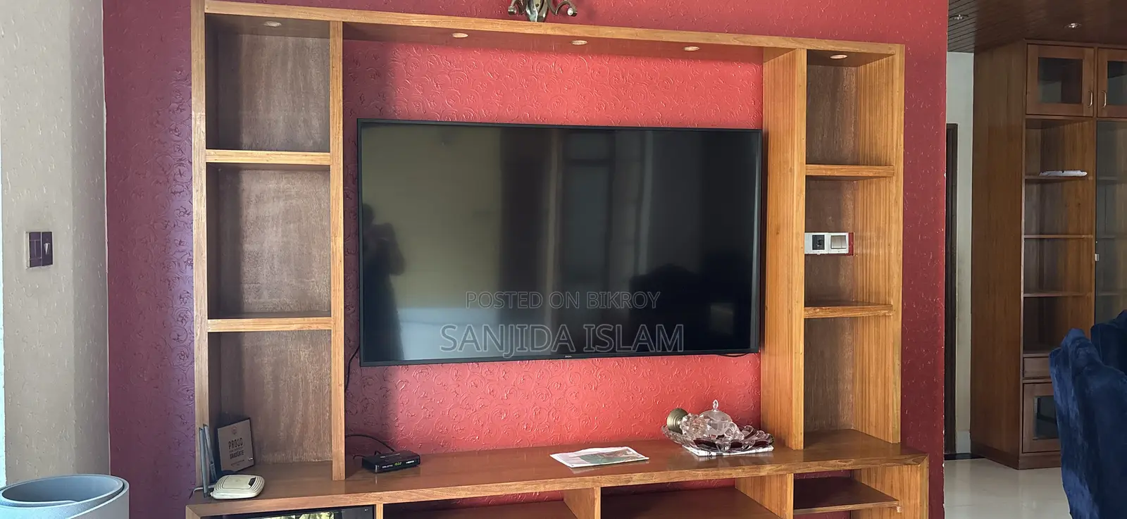 TV Shelf Organiser
