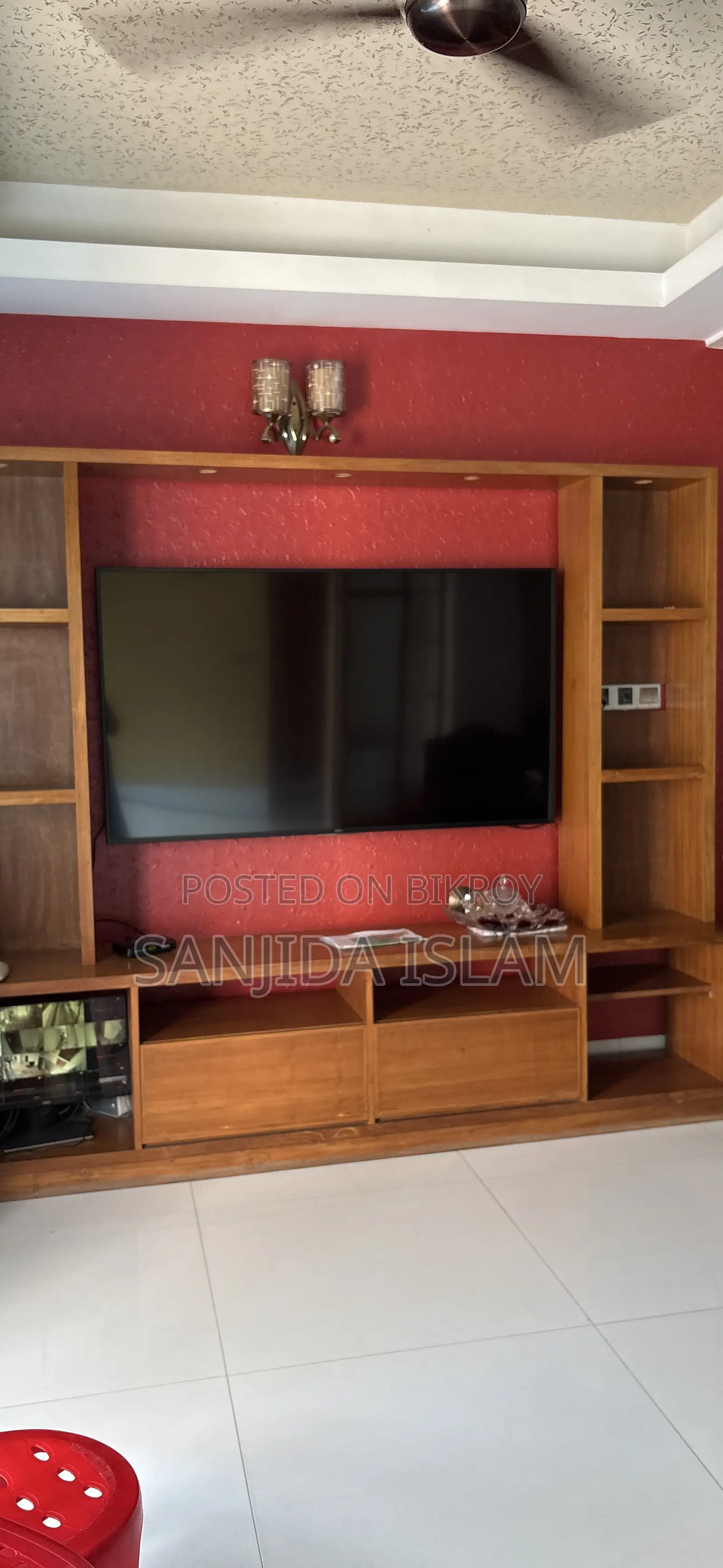 TV Shelf Organiser