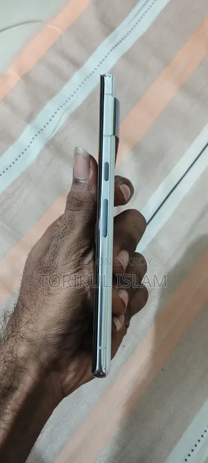 গুগল পিক্সেল ৭ প্রো ১২৮ জিবি হোয়াইট