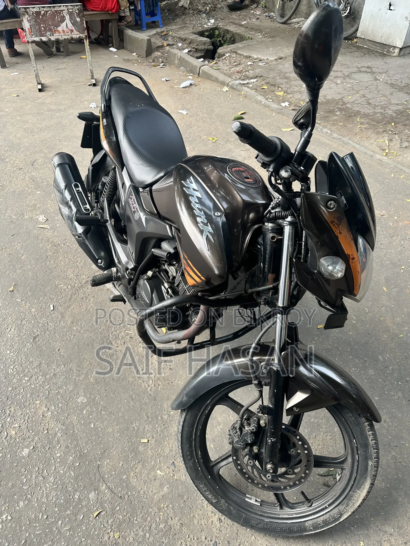 হিরো হাংক ২০১৮ ব্রাউন
