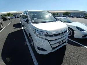 Toyota Noah 2.0 FWD (8 Seater) 2021 Pearl