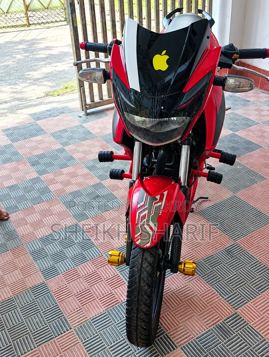 TVS Apache RTR 160 2V 2017 Red