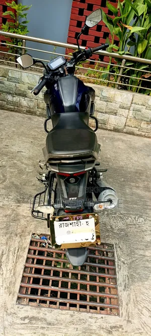 TVS Raider 125 2022 Blue
